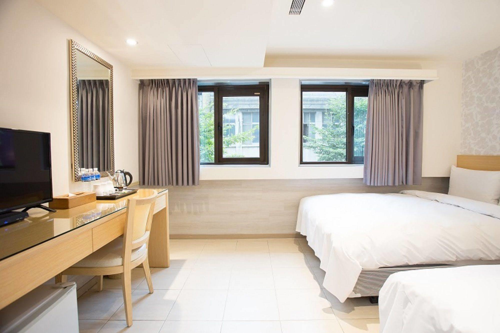 Rainbow Hotel Taipei Extérieur photo