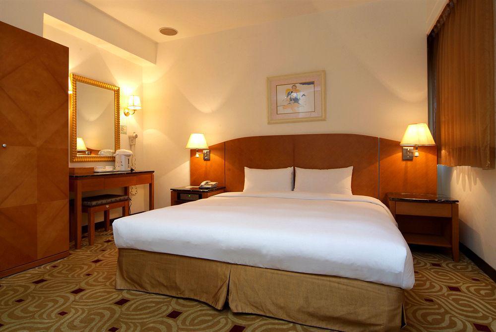Rainbow Hotel Taipei Extérieur photo